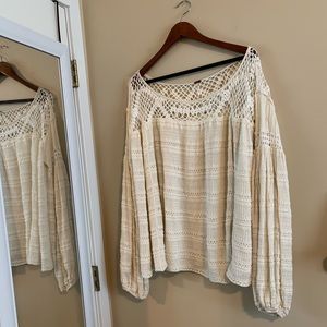 Free people boho balloon sleeve top .